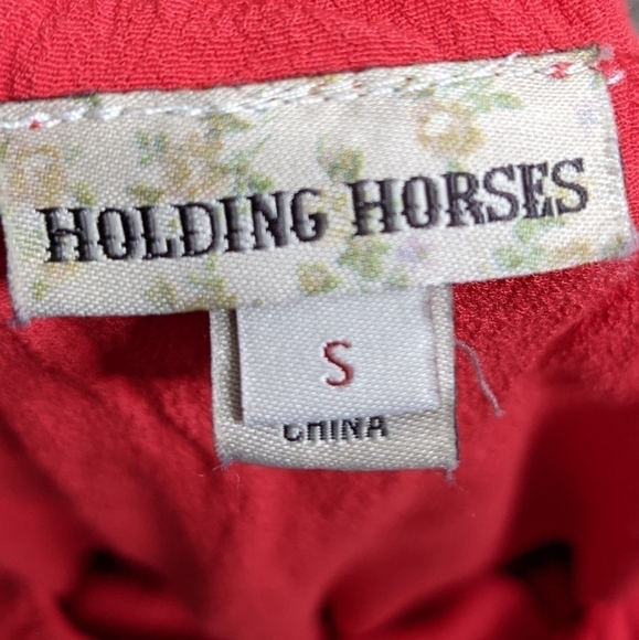 Anthro Holding Horses Maya red off the shoulder blouse S - Picture 4 of 6